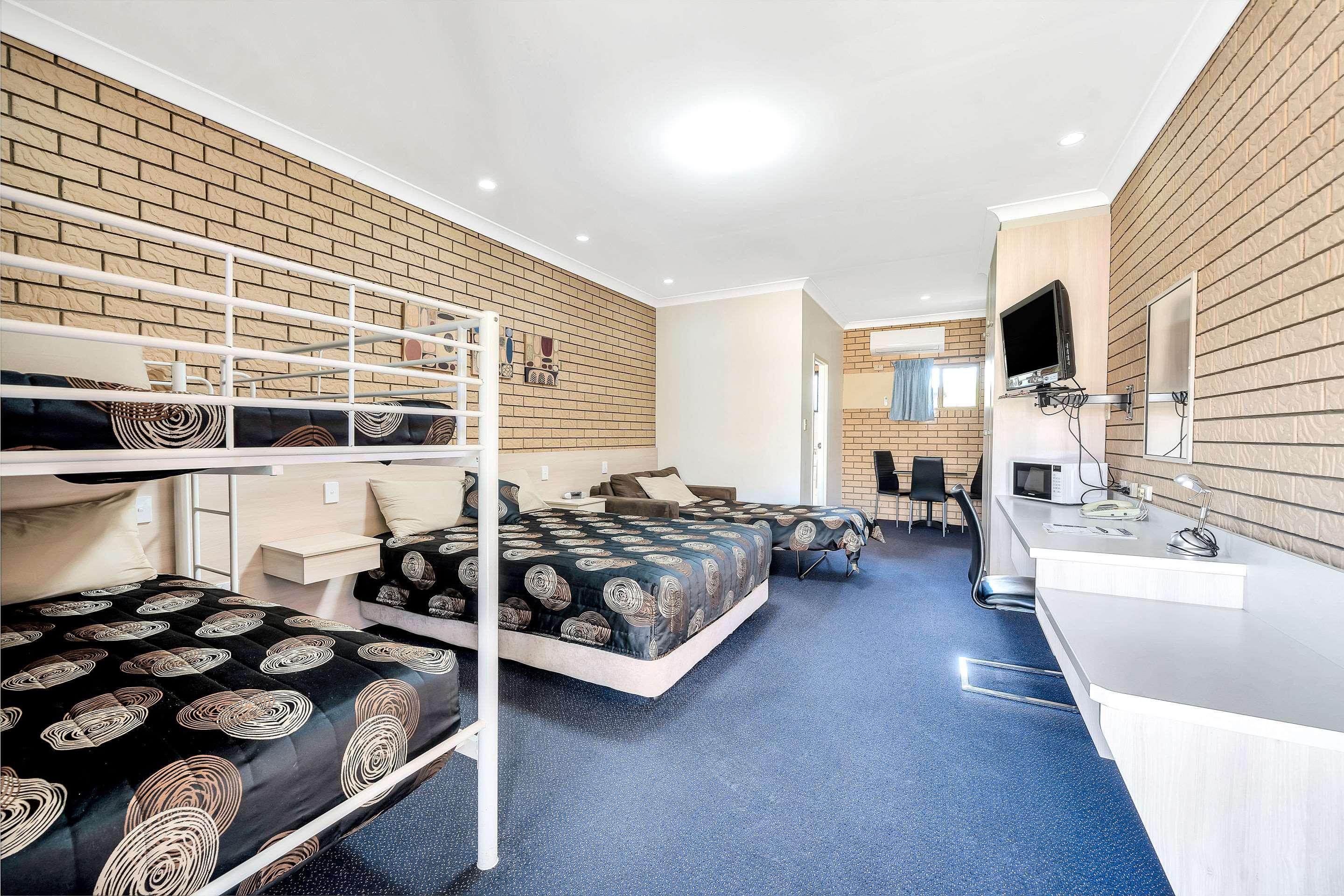 Warwick Settlers Inn Esterno foto