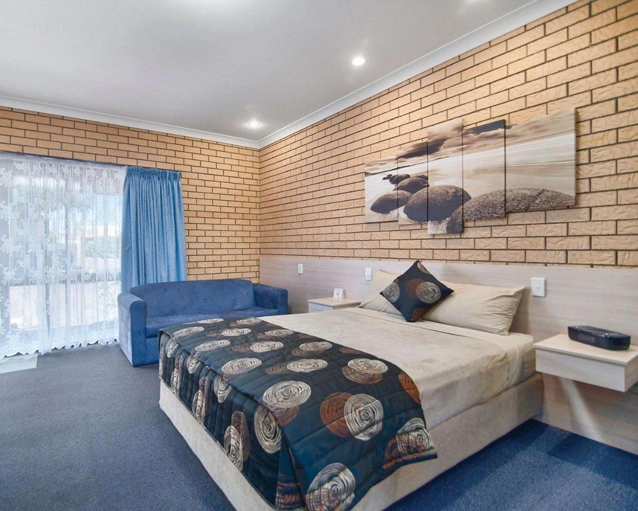 Warwick Settlers Inn Esterno foto